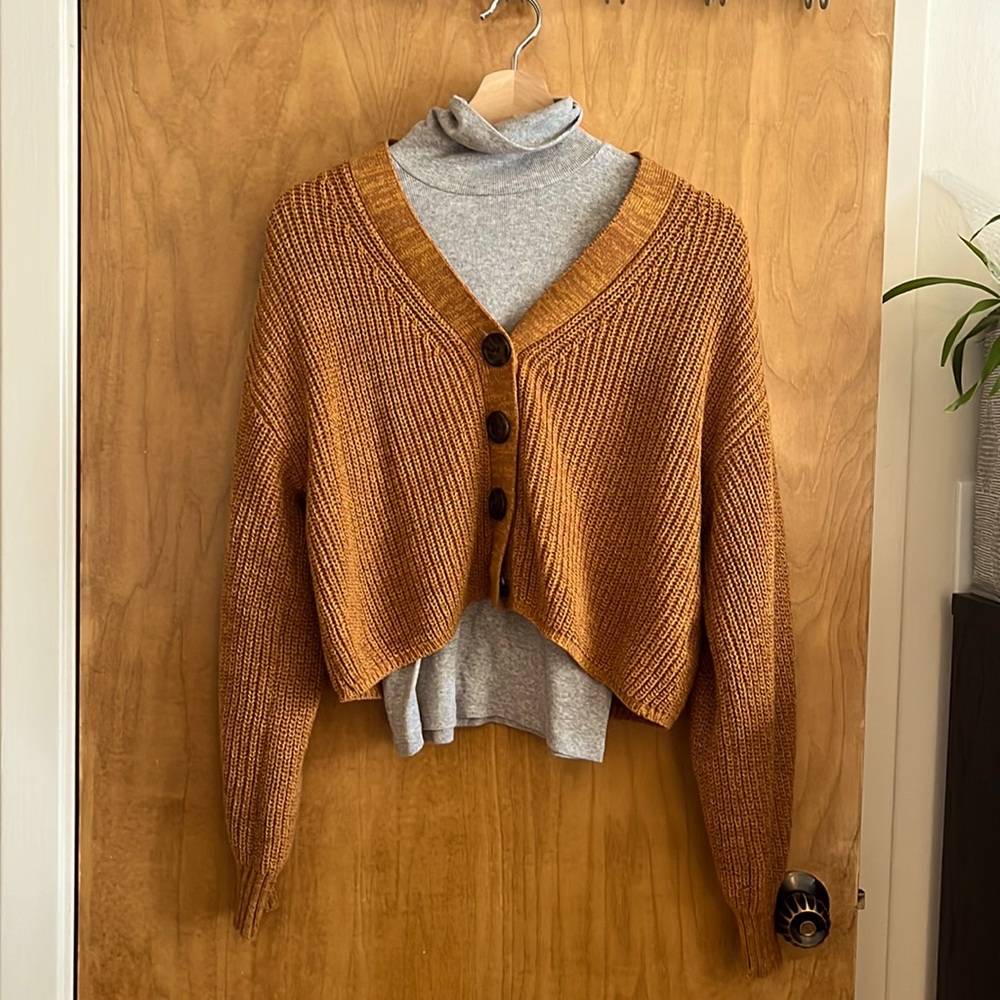 Urban Outfitters Crop Cardigan